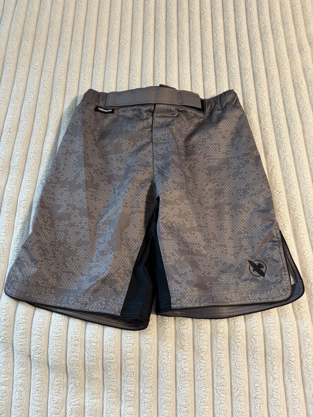 Hayabusa Fight Shorts Men’s SMALL Gray Camo MMA BJJ Grappling Training Gym Vale